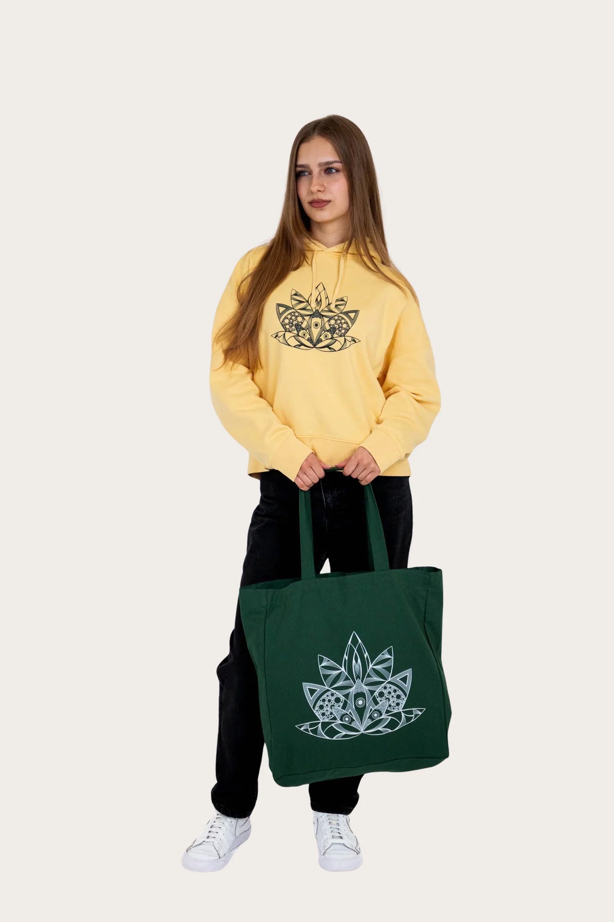 The Self — Tote | Light